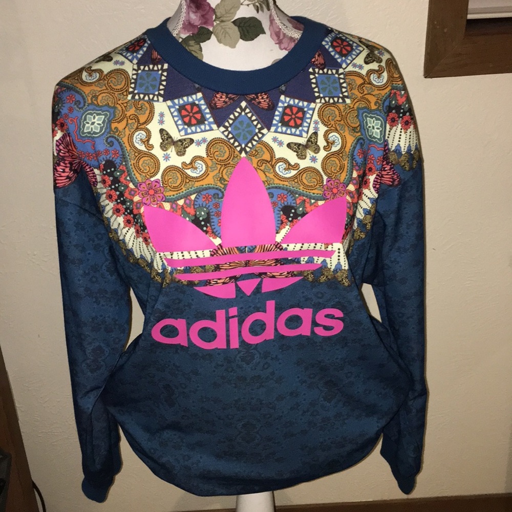 Adidas sweater